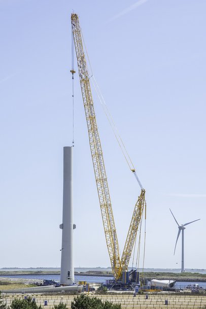 Demag PC 3800-1 and CC 3800-1 cranes erect wind turbines